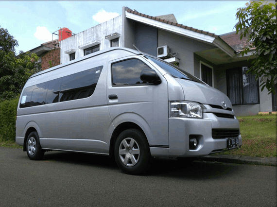 sewa hiace jakarta