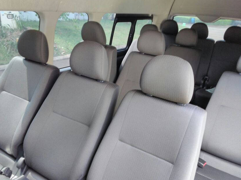sewa hiace